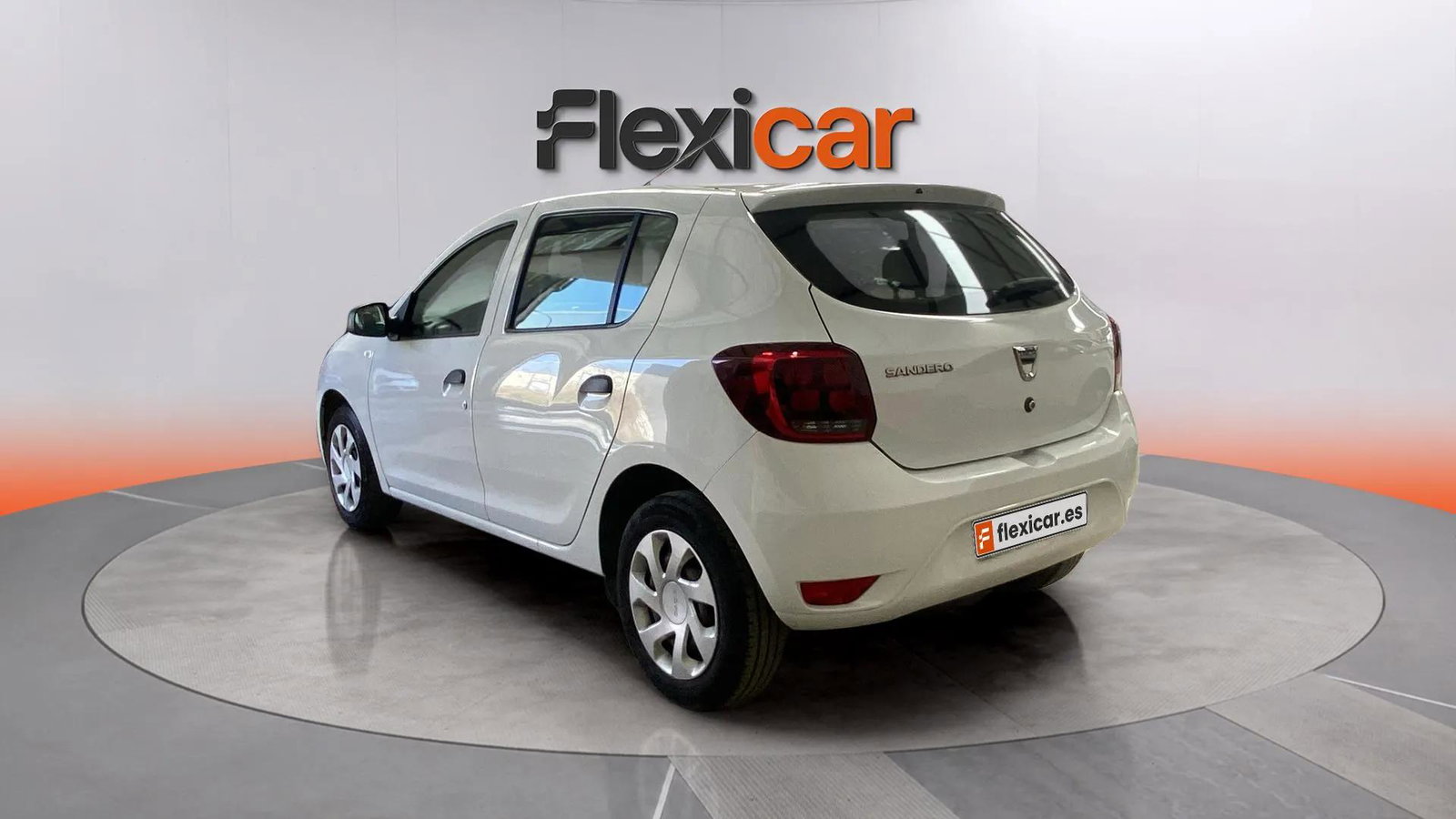 https://cdn-flexicar.caraffinity.it/public_appraisal_images_pro/images/stock/273819/waZA39COno__7636KJM _9c848a115ea54695a520bfe9bc03788a_Exterior_3.jpeg.jpg
